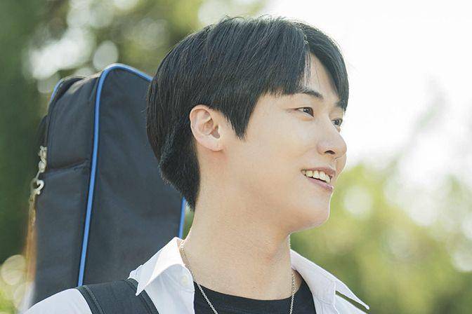 cuplikan Lee Seung Hyub di drakor Lovely Runner (dok. tvN/선재 업고 튀어)