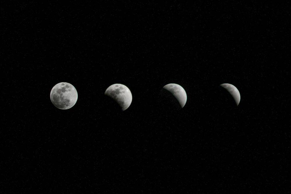 ilustrasi gerhana bulan penumbra (unsplash.com/Nino Yang)