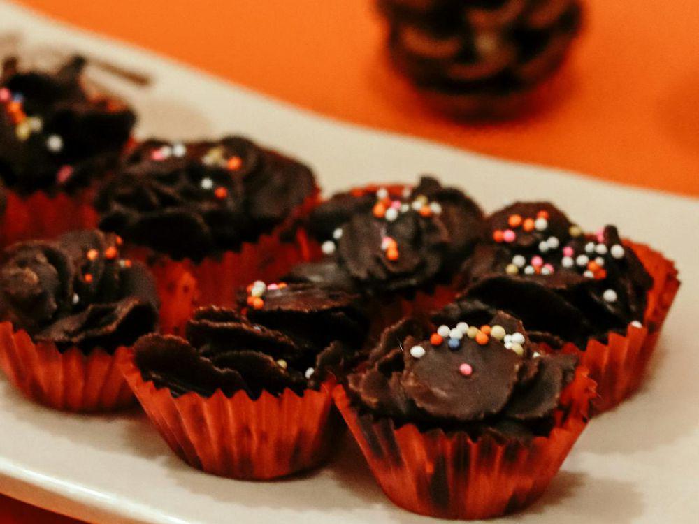 5 Tips Membuat Cornflakes Cokelat, Kue Simpel Favorit Lebaran