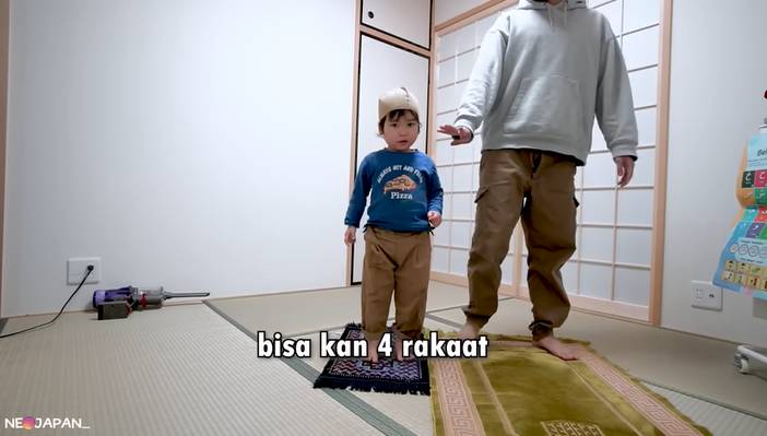 potret Ramadan keluarga Neo Japan (youtube.com/Neo Japan)