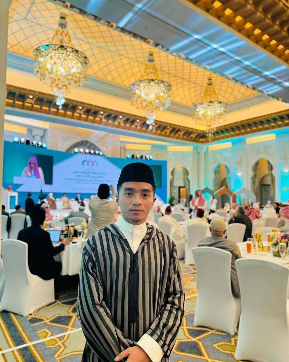 potret Taqy Malik ikut konferensi umat Islam seluruh dunia saat umrah (instagram.com/taqy_malik)