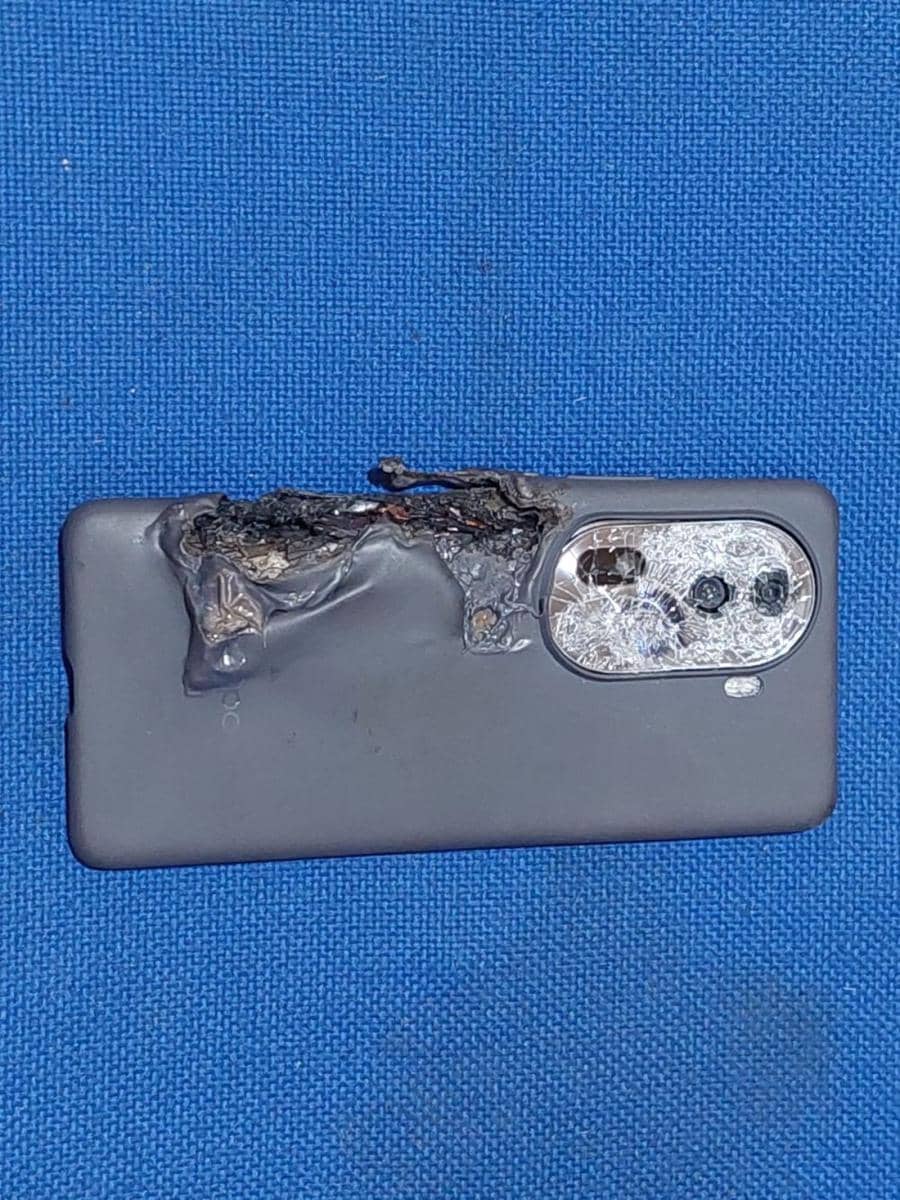 HP Iptu S yang akan diperiksa Polda Sumut kini dalam keadaan rusak (dok.istimewa)