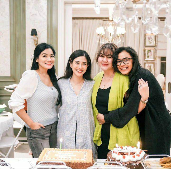 potret perayaan ultah artis di bulan Ramadan (instagram.com/therealdisastr)