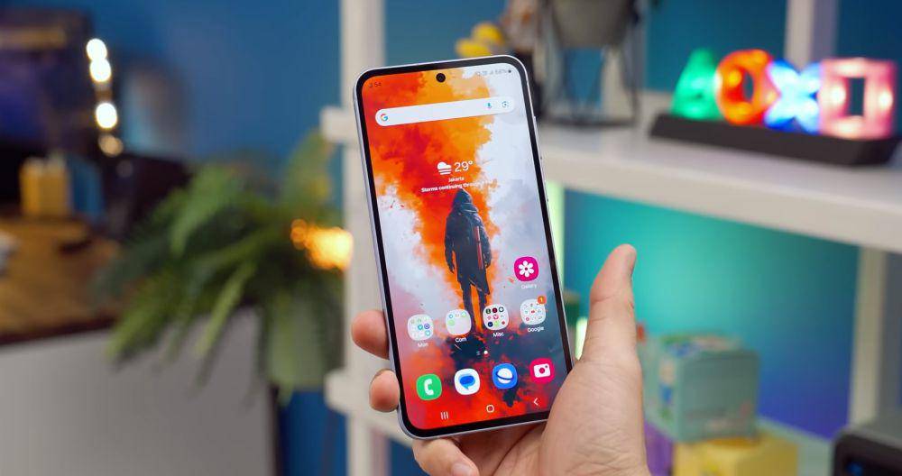 potret Samsung Galaxy A55 5G (dok. Youtube.com/GadgetIn)