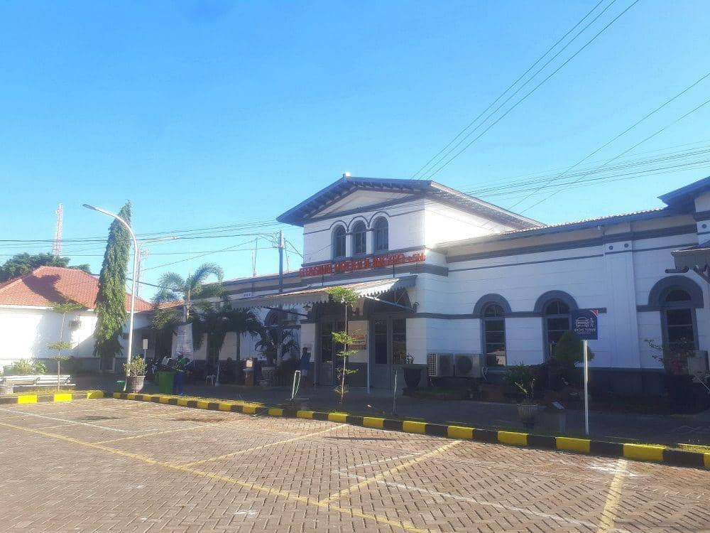 Stasiun Probolinggo (commons.wikimedia.org/Rizal Febri Ardiansyah)