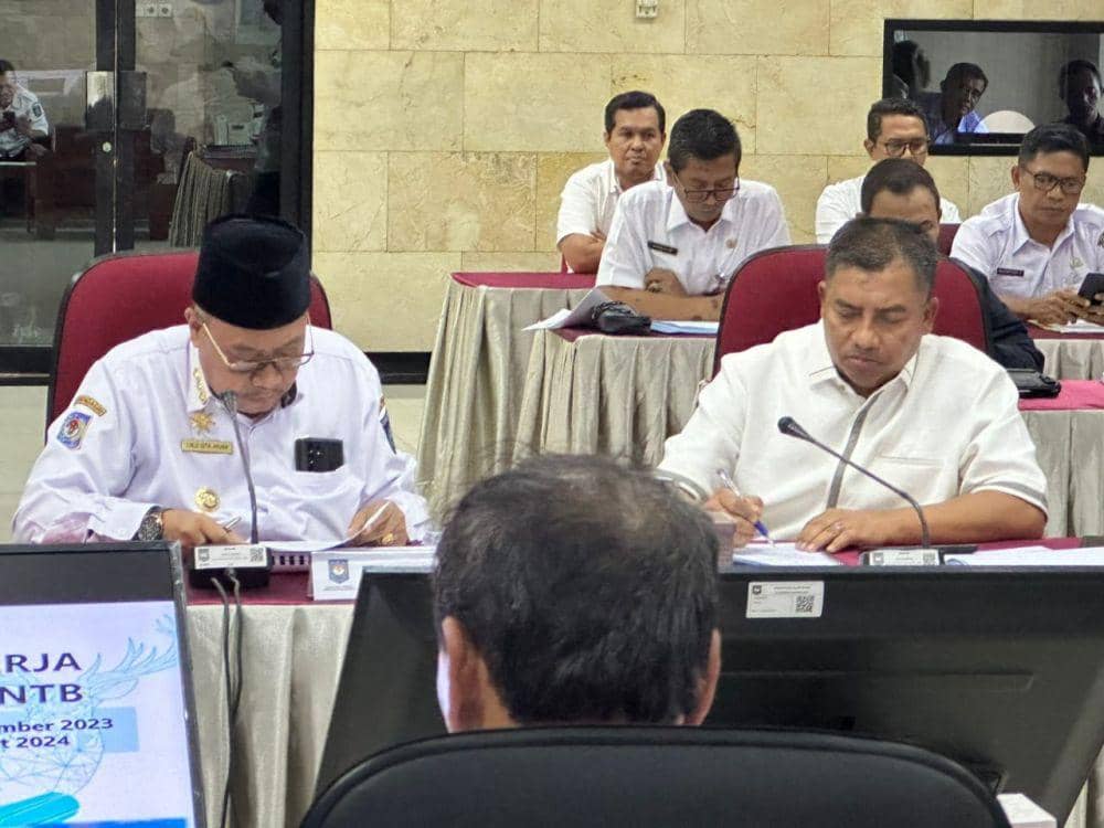 Pj Gubernur NTB Belum Terbitkan Instruksi Larangan Rekrutmen Honorer