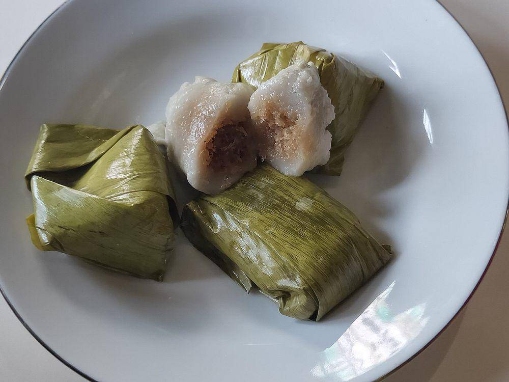 lapek bugih (commons.wikimedia.org/S_Kartika)