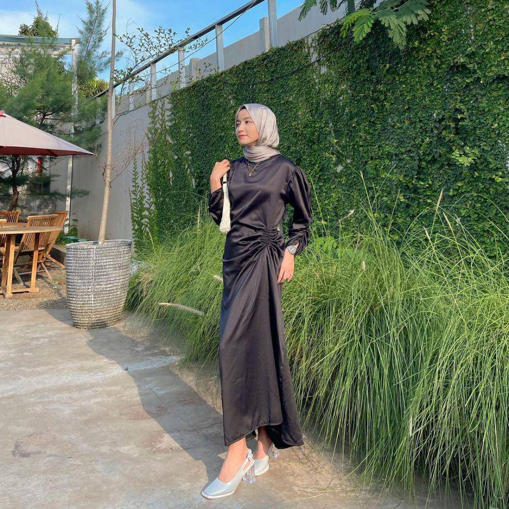 inspirasi OOTD ala Zakila Angel (instagram.com/bbyjiangel)