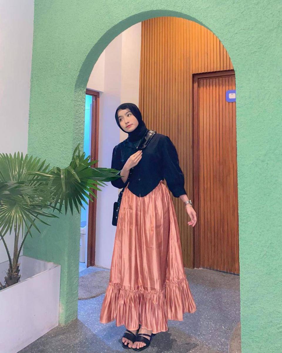 inspirasi OOTD ala Zakila Angel (instagram.com/bbyjiangel_)