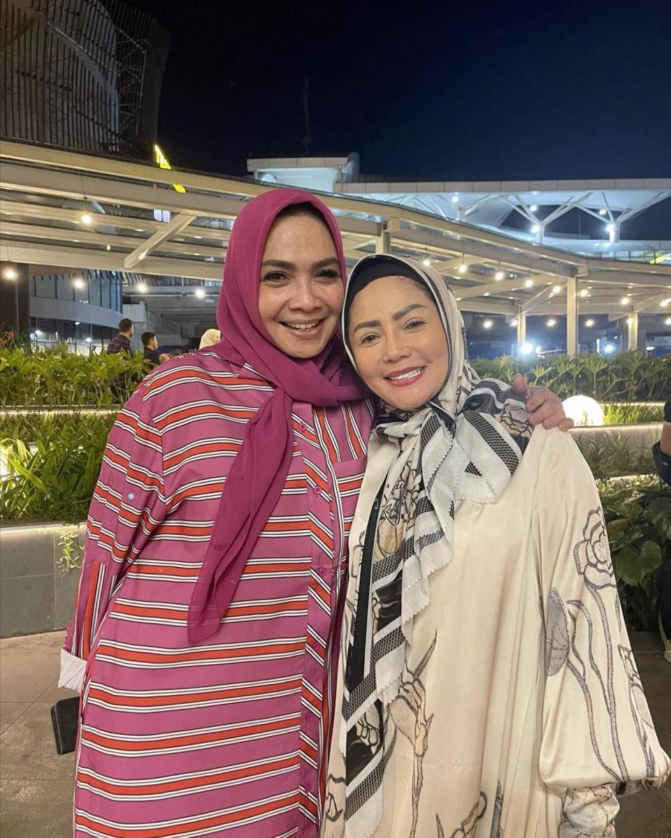 Mama Rieta dan geng (Instagram.com/rieta_amilia)