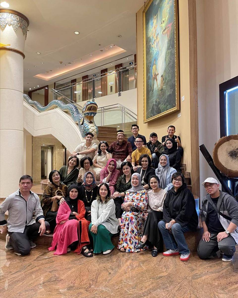 Mama Rieta dan geng (Instagram.com/rieta_amilia)