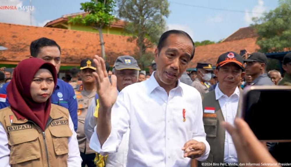 Jokowi Sebut Pembalakan Pohon di Hulu Sungai Penyebab Banjir di RI