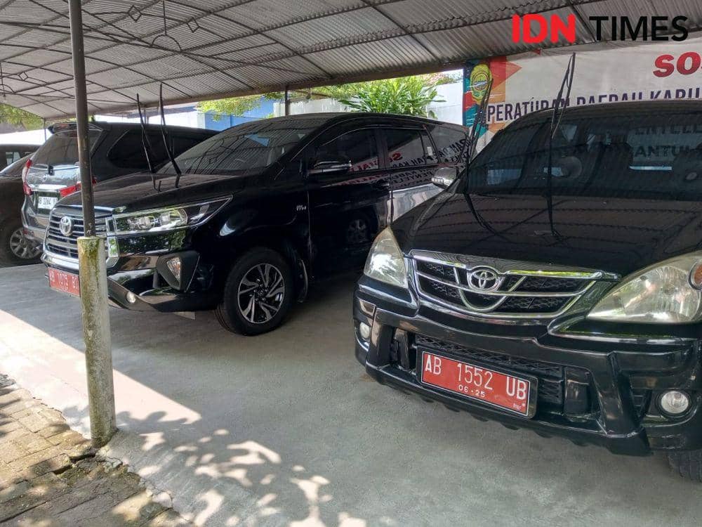 Ilustrasi mobil dinas milik pejabat di Bantul.(IDN Times/Daruwaskita)