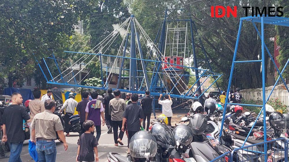Warga Geram Arena Pasar Malam Tutupi Jalan Umum di Kota Cimahi