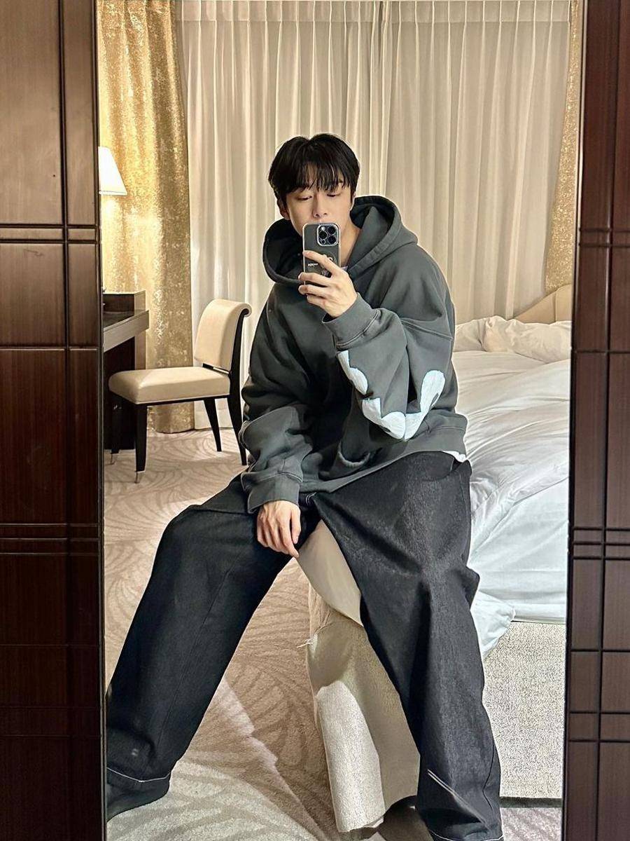 potret Hyungwon MONSTA X (instagram.com/coenffl)