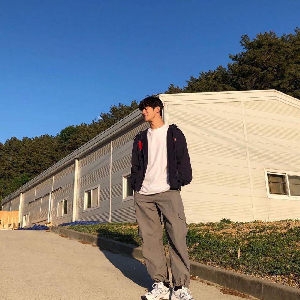 Kim Dowan (instagram.com/kimdwan_)