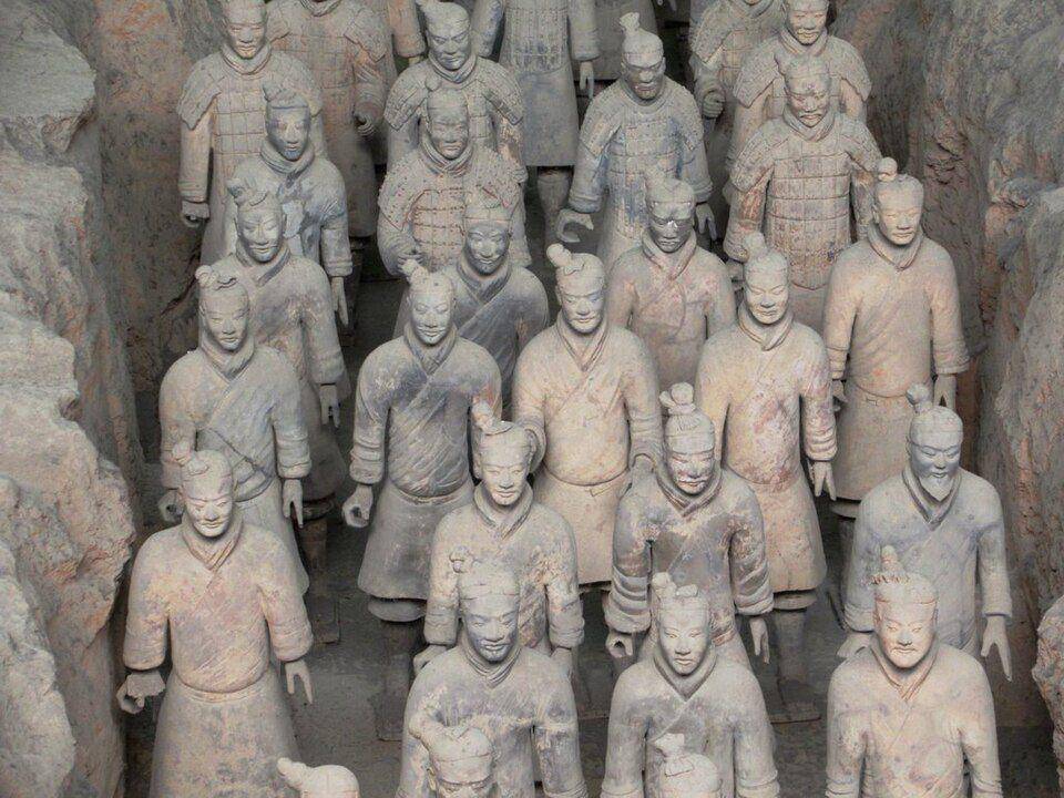 ilustrasi mausoleum Xian yaitu makam milik kaisar Qin Shi Huang (Wikimedia Commons/David Stanley)