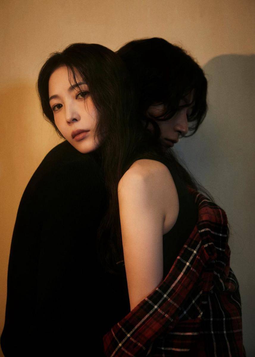 BoA untuk single 정말, 없니? (Emptiness) (twitter.com/BoA_Official)