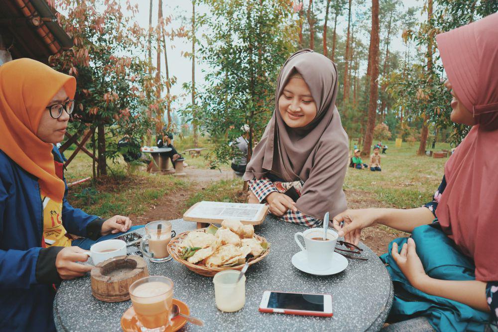 50 Ide Caption Asyik saat Buka Puasa Bersama Teman, Menyenangkan!