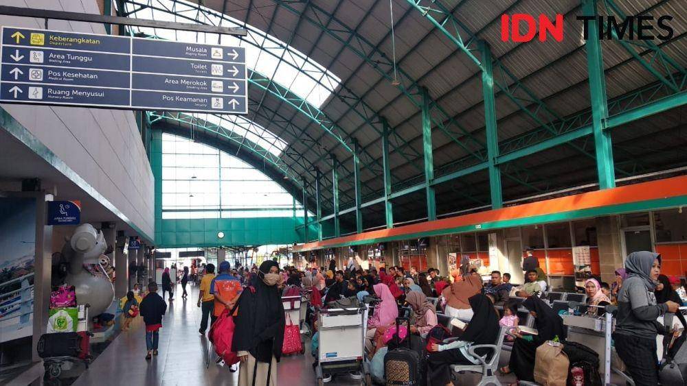 Perjalanan KA dari stasiun Kertapati Palembang (IDN Times/Rangga Erfizal)