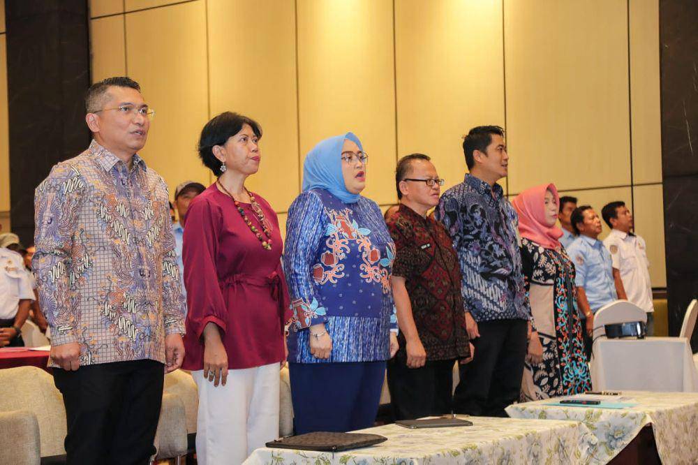 'Sosialisasi Regulasi Pelindungan Kerja Bagi Tenaga Kerja Bongkar Muat (TKBM) di Pelabuhan' di Padang, Sumatra Barat, Rabu (20/3/2024). (Dok. Kemnaker)