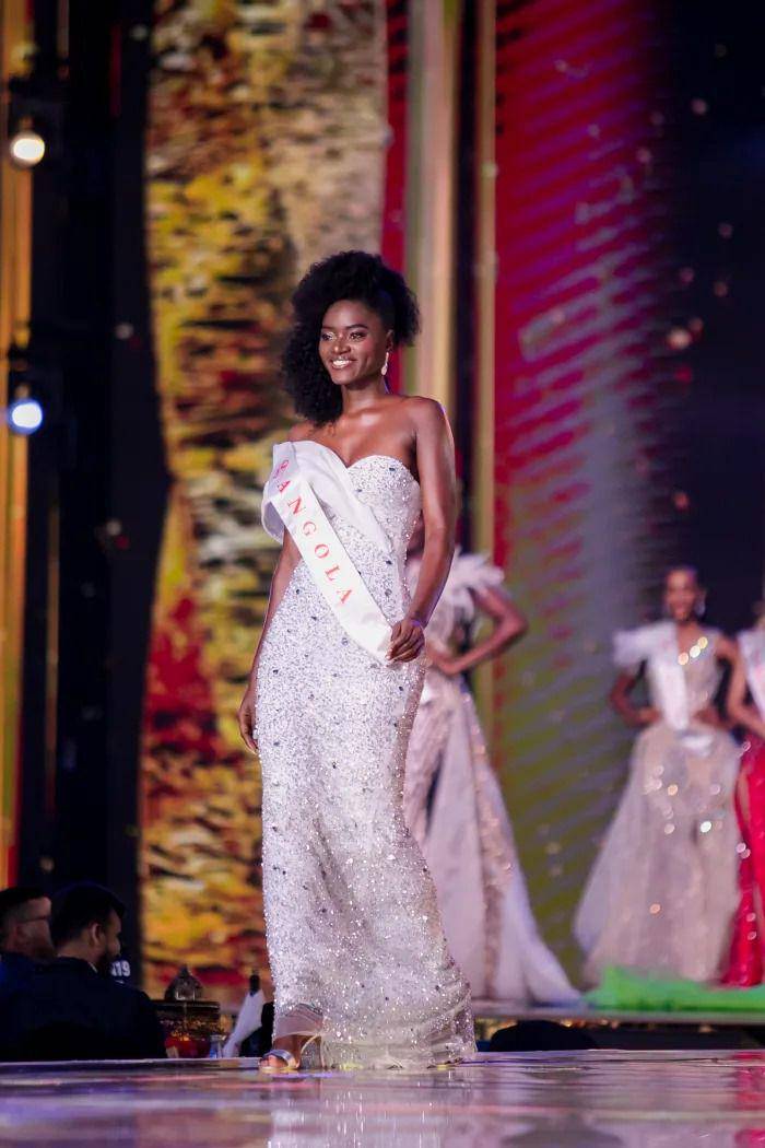 Potret Finalis dari Afrika di Sesi Gaun Malam Final Miss World 2024 (missworld.com)