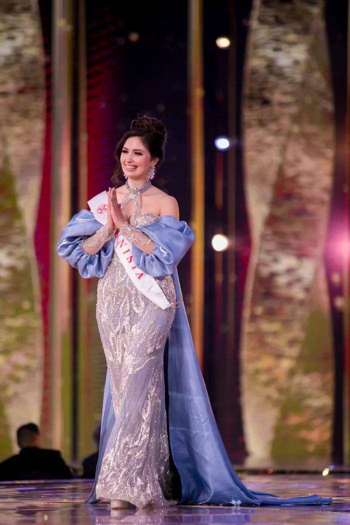 Potret Finalis dari Afrika di Sesi Gaun Malam Final Miss World 2024 (missworld.com)