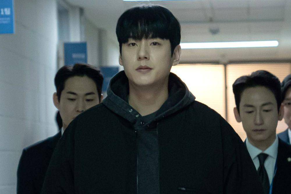still cut drama Flex X Cop (instagram.com/sbsdrama.official)