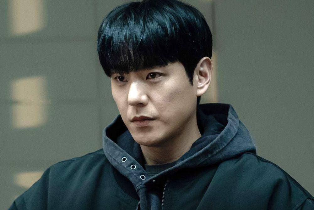 still cut drama Flex X Cop (instagram.com/sbsdrama.official)
