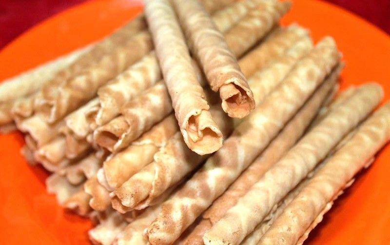 Kue semprong (facebook.com/Ciela Olshop)