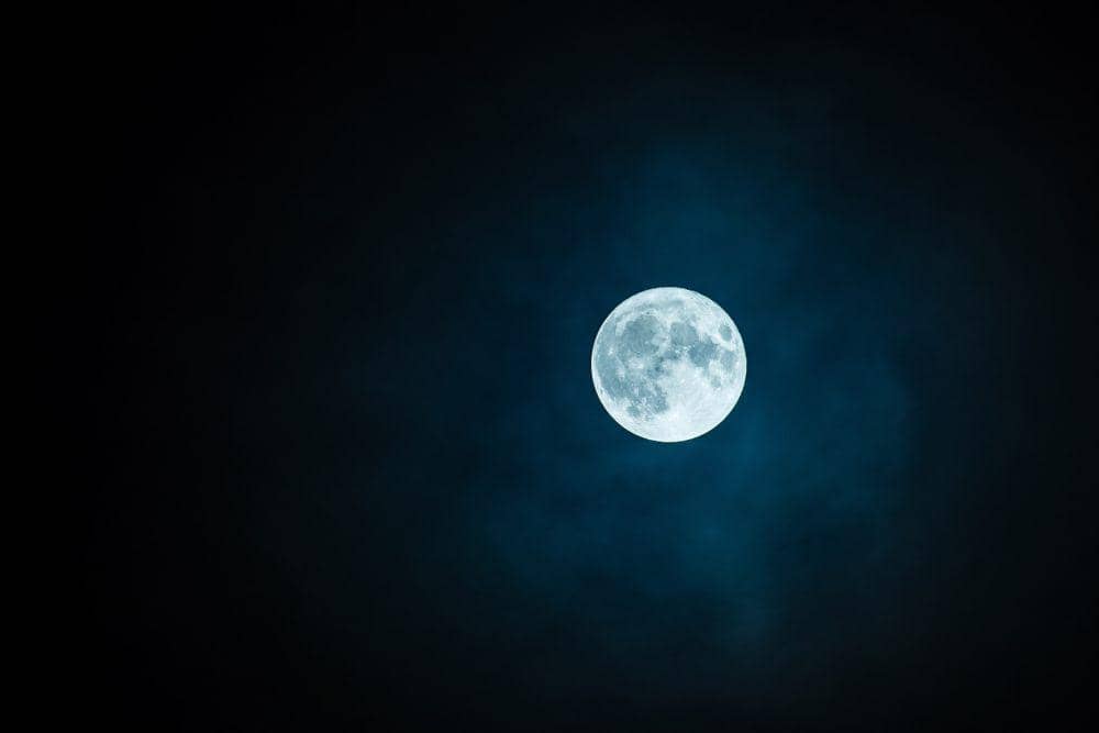 ilustrasi bulan(pixabay.com/Robert Karkowski)