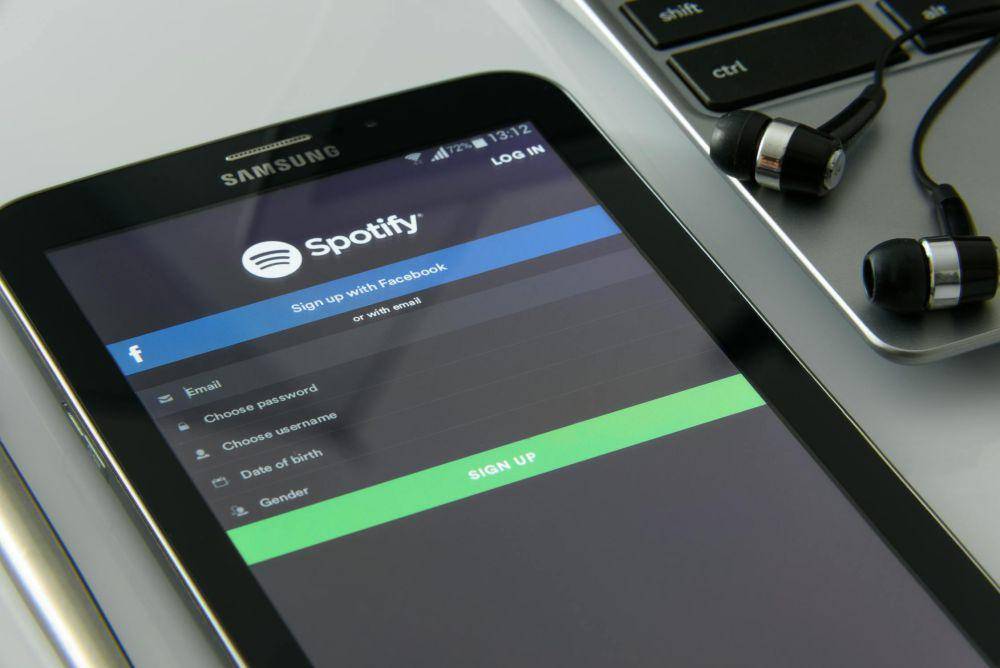 ilustrasi aplikasi Spotify (pexels.com/Wdnet)