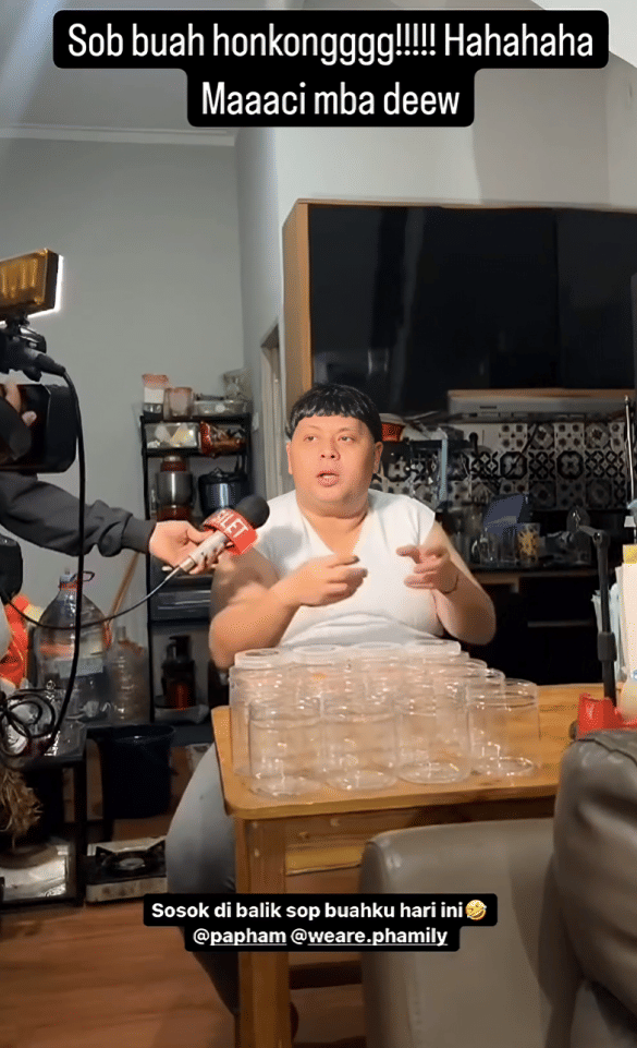 potret Papham jualan sop buah saat Ramadan (instagram.com/papham)