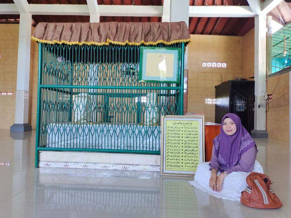 Makam Habib Ali Abubakar Al Khamid (instagram.com/alinnnyaa096)