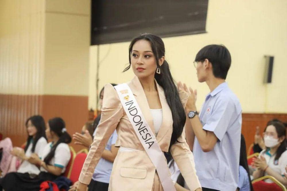 7 Potret Ilda Saduk, Wakil Perdana Indonesia di Ajang Universal Women