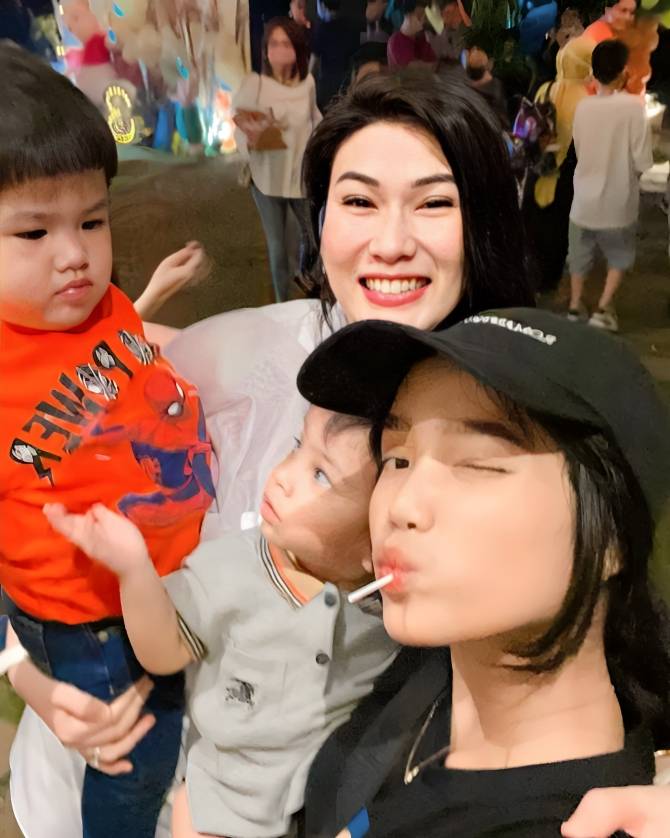 potret kebersamaan Fuji dan Stevie Agnecya (instagram.com/fuji_an)