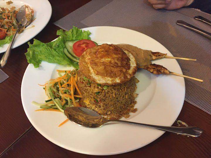 potret makanan di Batavia Halal Indonesian Restaurant & Cafe (google.com/maps/Batavia Halal Indonesian Restaurant & Cafe)