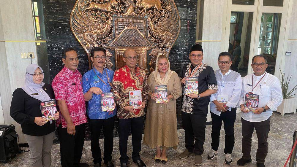 Unesco mengunjungi Wali Kota Semarang, Hevearita Gunaryanti Rahayu dan jajarannya di Balaikota Semarang, Jumat (22/3/2024). (dok. Pemkot Semarang)