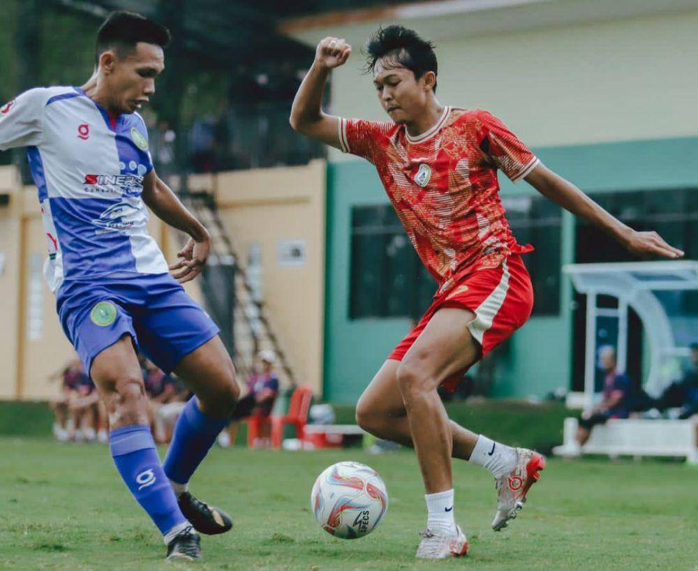 PSS Sleman mengisi kegiatan di akhir pekan dengan mengadakan sesi latih tanding melawan finalis Liga 3 ASPROV DIY, PS Hizbul Wathan UMY (Instagram/pssleman)