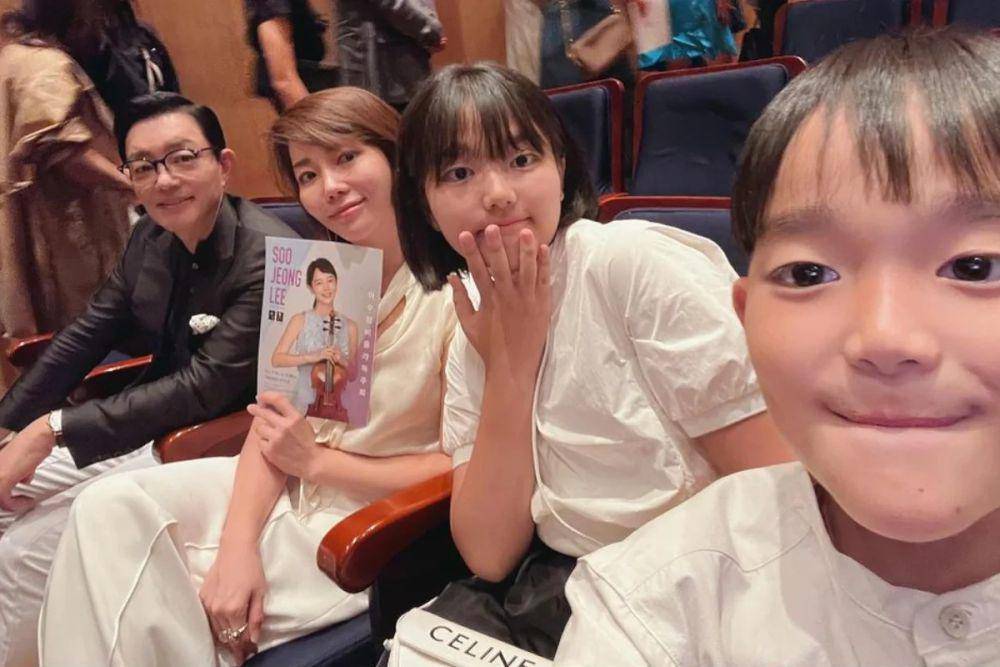 potret Lee Yoon Jin dan Lee Beom Soo (instagram.com/yoonj.lee)