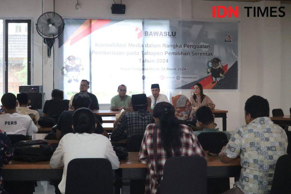 Bawaslu gandeng media di NTB untuk mencegah penyebaran hoaks pada Pilkada serentak 2024. (dok. Istimewa)