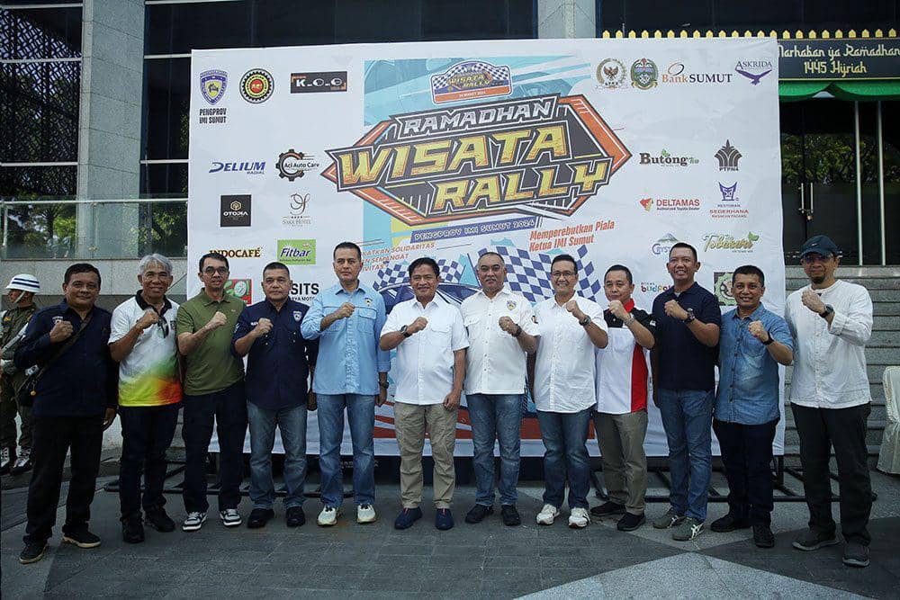 Pembukaan Ramadan Wisata Rally di Kota Medan memperebutkan Piala Ketua IMI Sumut, Minggu (24/3/2024). (Dok. IDN Times)