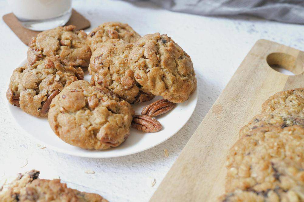 ilustrasi cookies kacang kenari (pexels.com/Meraki Photos)