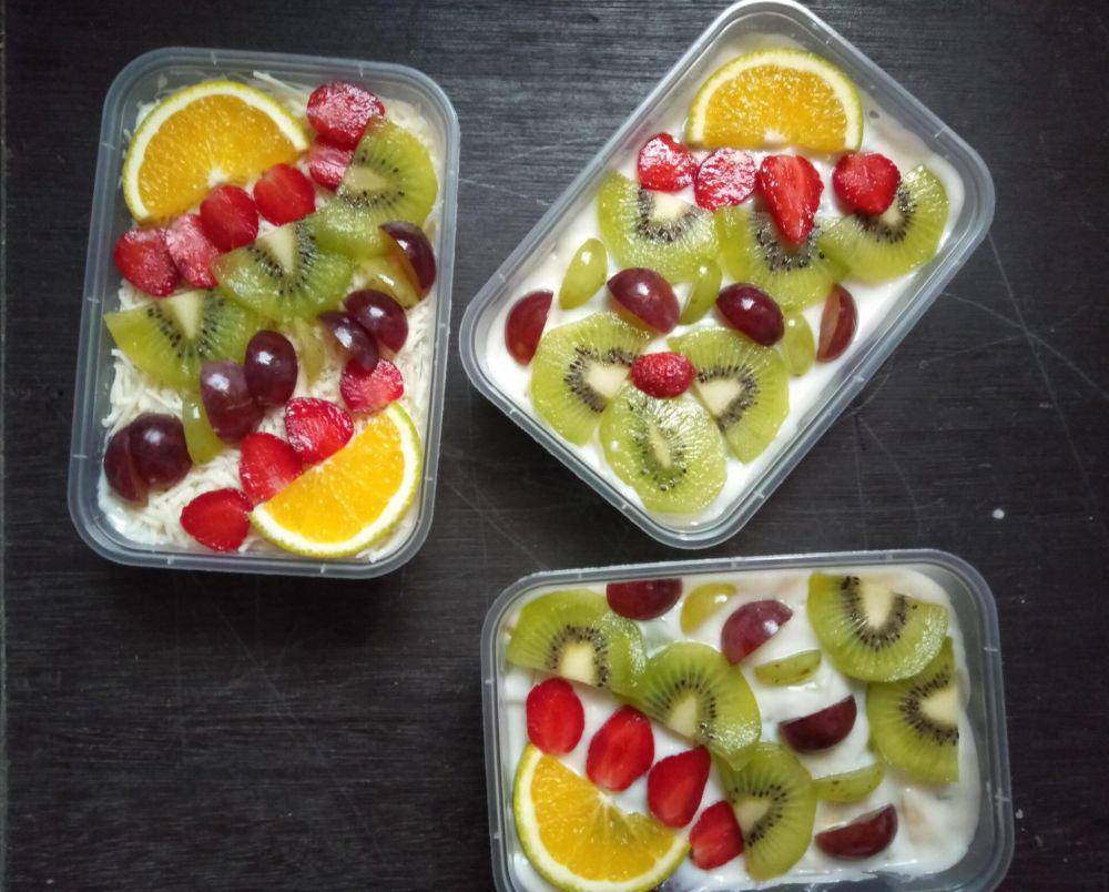 ilustrasi salad buah (istockphoto.com/faridan hadi rukmana)