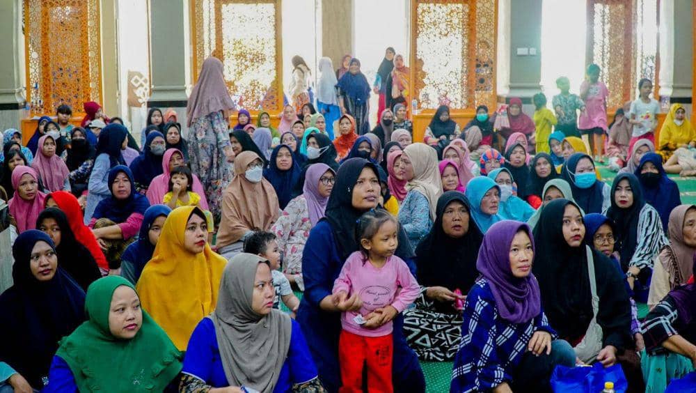Selama Ramadan, BRI Group Salurkan 128 Ribu Paket Sembako Bagi Masyarakat (Dok. IDN Times)