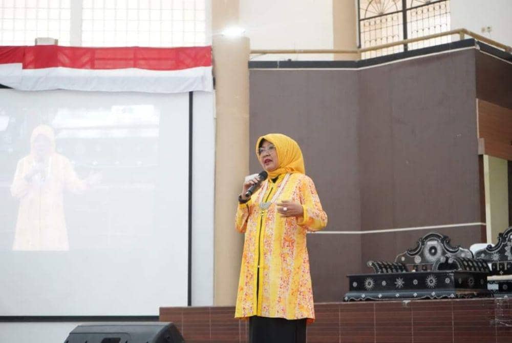 Ketua DPRD Provinsi NTB, Isvie Rufaeda (Facebook/Isvie Rufaeda)