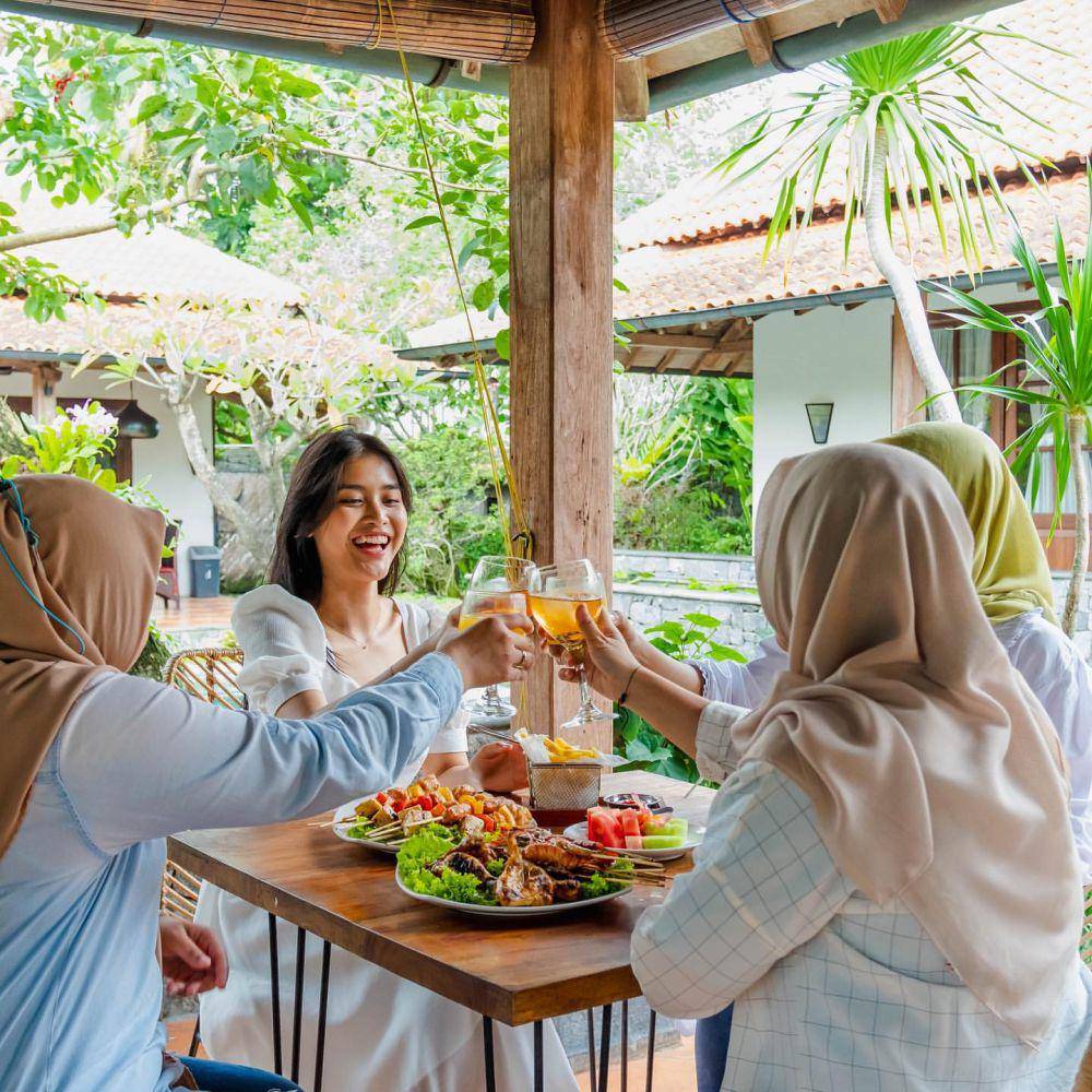 Villa Aquin (instagram.com/newvillaaquin)