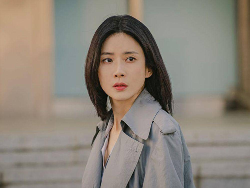 Lee Bo Young di drakor Hide (instagram.com/jtbcdrama)