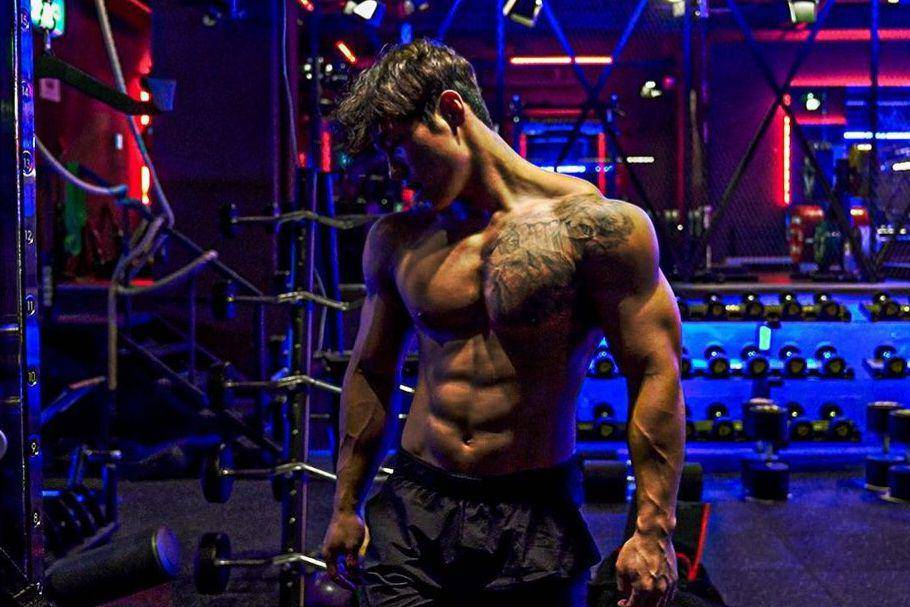 potret bugar Yun Sung Bin (instagram.com/top.physical)