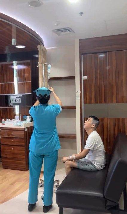 potret Vincent Raditya idap flu Singapura (instagram.com/vincentraditya)
